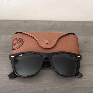 Ray ban wayfarer, model 2140